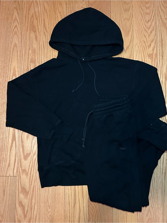 TNA Sweaters - TNA Women Black Hoodie & Sweatpant Set